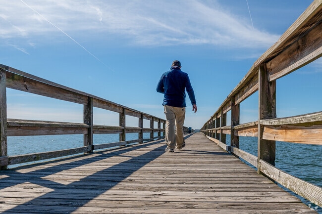 Year-round, Warwick on the James residents take in serene waterfront views.