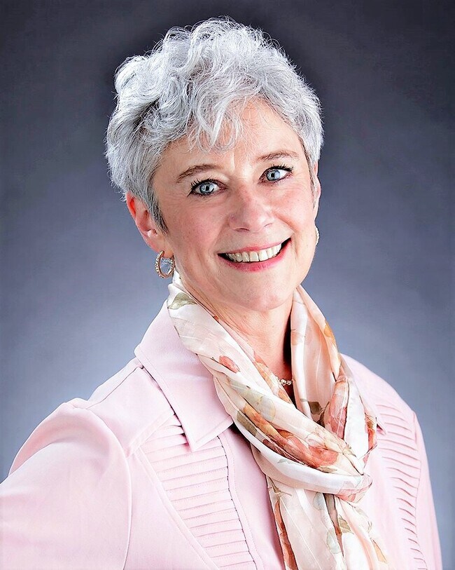 Deborah Deschamps