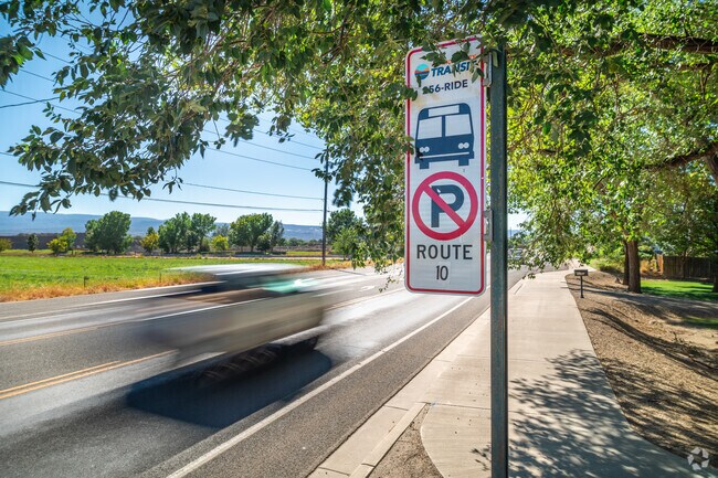 Find convenient public transportation in Southeast Grand Junction.