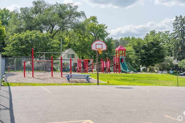 Risen Savior Lutheran School offers private kindergarten and elementary education.