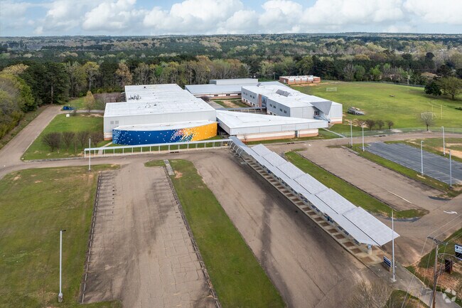 The dedicated teachers of Webster Junior High School earned a B+ grade from Niche.