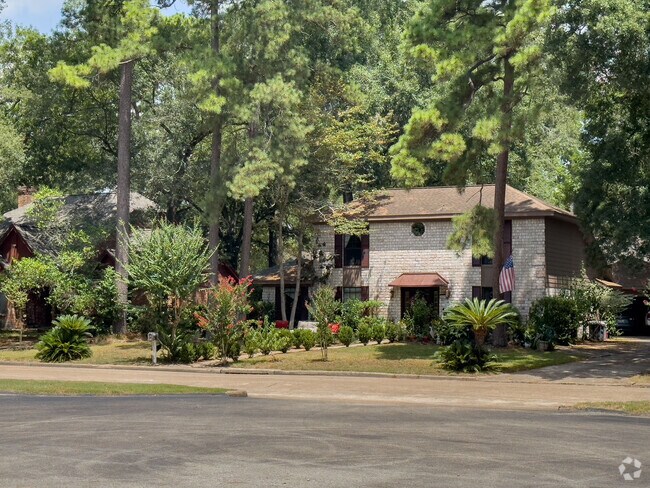Kingwood's homes often feature well-landscaped yards and gardens.