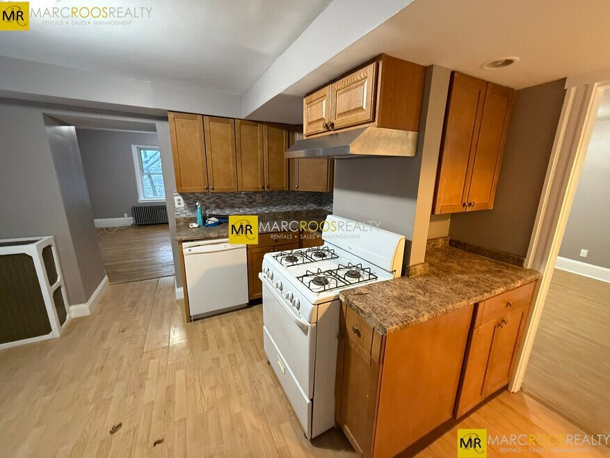 184 Gladstone St unit 1, Boston, MA 02128 - photo 1