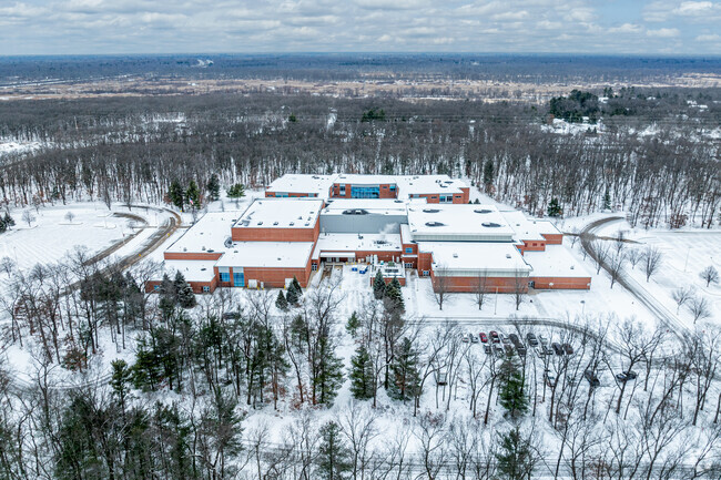 Orchard View High School is located in Muskegon, Michigan.