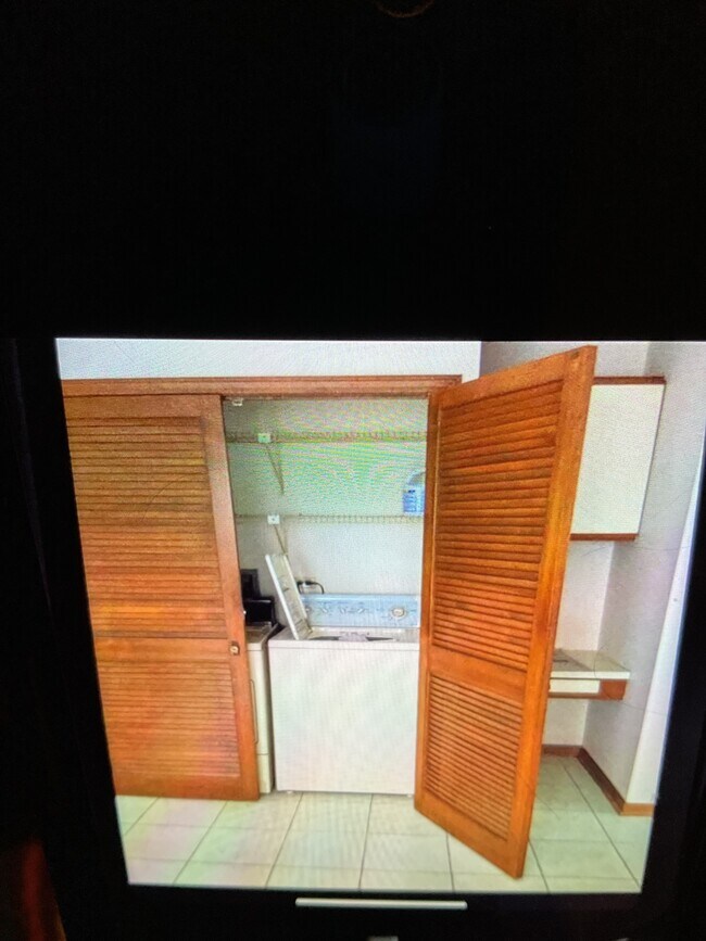 933 S Western Ave unit 2, Chicago, IL 60612 - photo 4