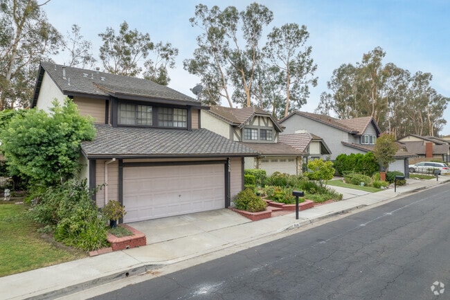 This row of traditional homes in Coyote Hills has smaller lots and few driveways.