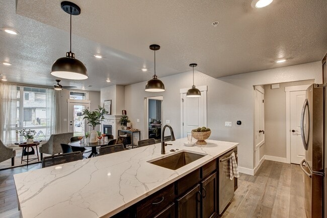 827 Schlagel St unit 36483445, Fort Collins, CO 80524 - photo 5