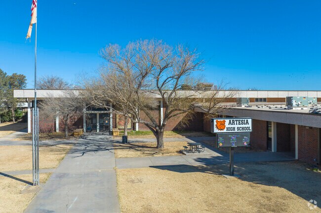 Artesia's only high school is the B-rated Artesia High, where students who maintain a 3.0 GPA can earn college scholarships from the Chase Foundation to colleges and universities in New Mexico and West Texas.