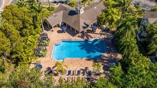 105 Manor Blvd, Naples, FL 34104