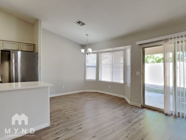 7922 W Whyman Ave, Phoenix, AZ 85043 - photo 6