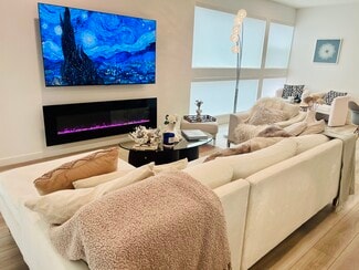 2431 Cleat Ln Unit 101, Sacramento, CA 95818