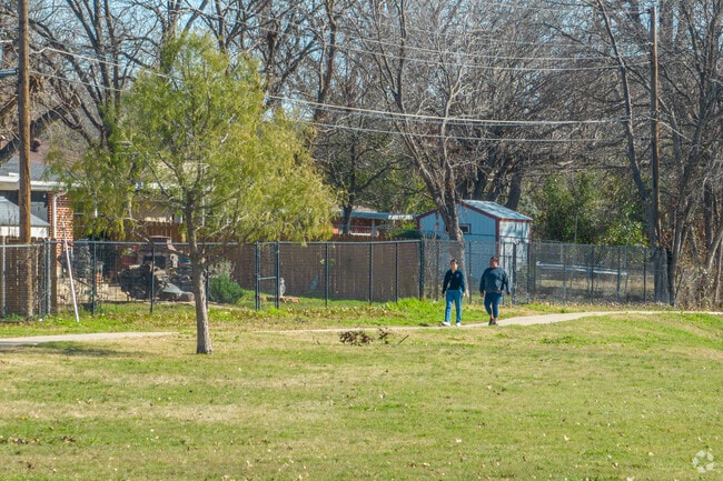 Explore nature's beauty as you walk the scenic trails of Jaycee Park in Temple, Texas.