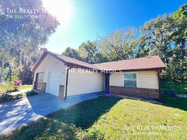 203 Fernwood St, Leesburg, FL 34748 - photo 2