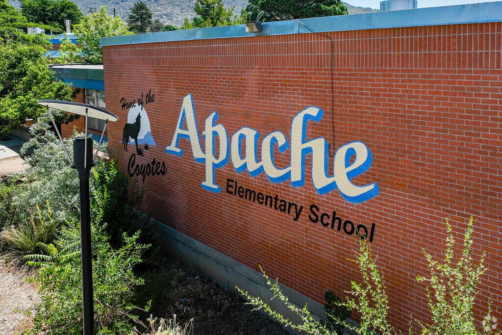Welcome to Apache Elementary School in Northeast Heights.