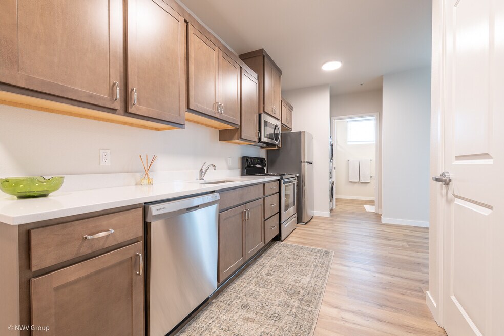 The Ceeley, Fairview, OR 97024 - photo 1