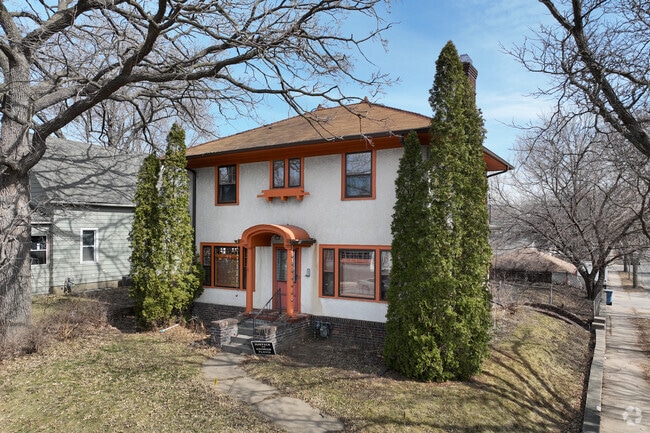 Home Buyers searching the McKinley area can find Craftsman Prairie Styled Houses.