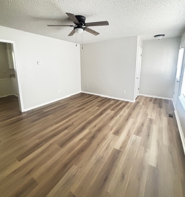 309 W Vandament Ave, Yukon, OK 73099 - photo 3