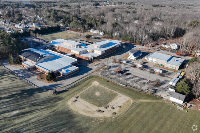 Middle School of the Kennebunks has a well-maintained campus.