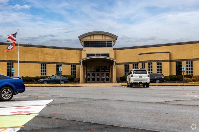 The student to teacher ratio at PGHS averages around 12 students for everyone 1 teacher.