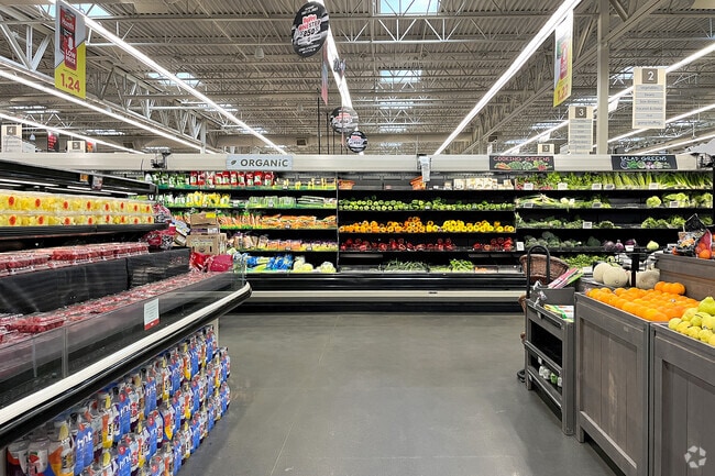 Hy-Vee is the place to find fresh produce, baked goods, and deli items.