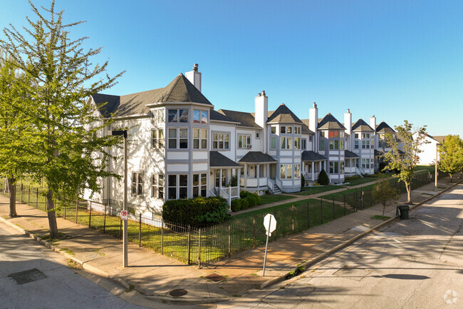 Historic style homes lining up on the streets of Columbus Square neighborhood.