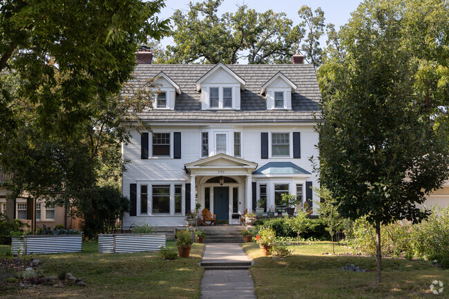 Charming cape cod home in the Cooper neighborhood.