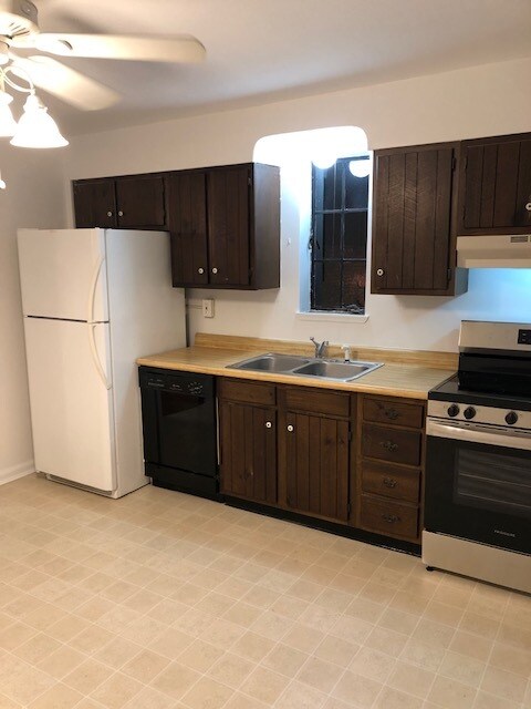 3821 Delmar Ave unit 2, Cincinnati, OH 45211 - photo 6