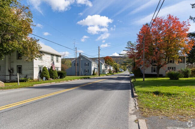 Some homes in the Limestone neighborhood are close to the road.