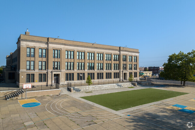 Castor Gardens Middle School – The School District of Philadelphia