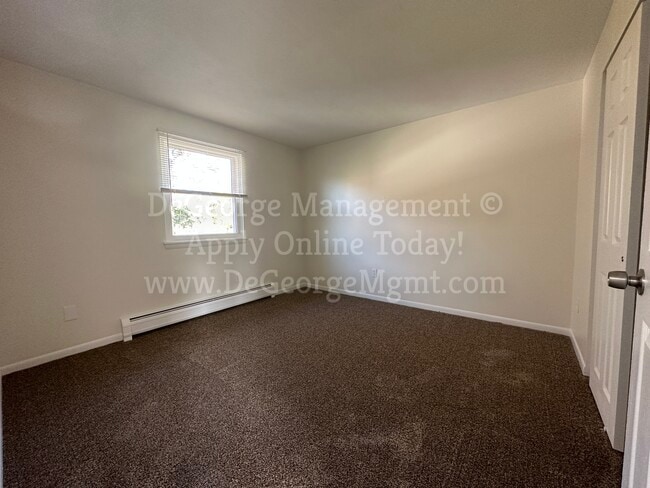 Georgetown Manor Apartments for Rent in West Irondequoit, NY, Rochester, NY 14617 - photo 7