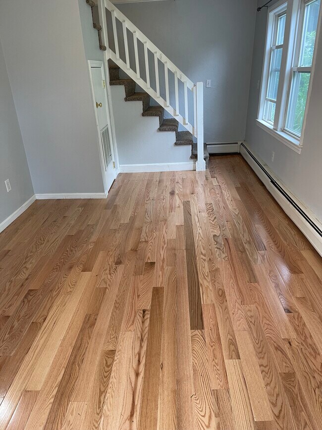 Living room to 2nd floor