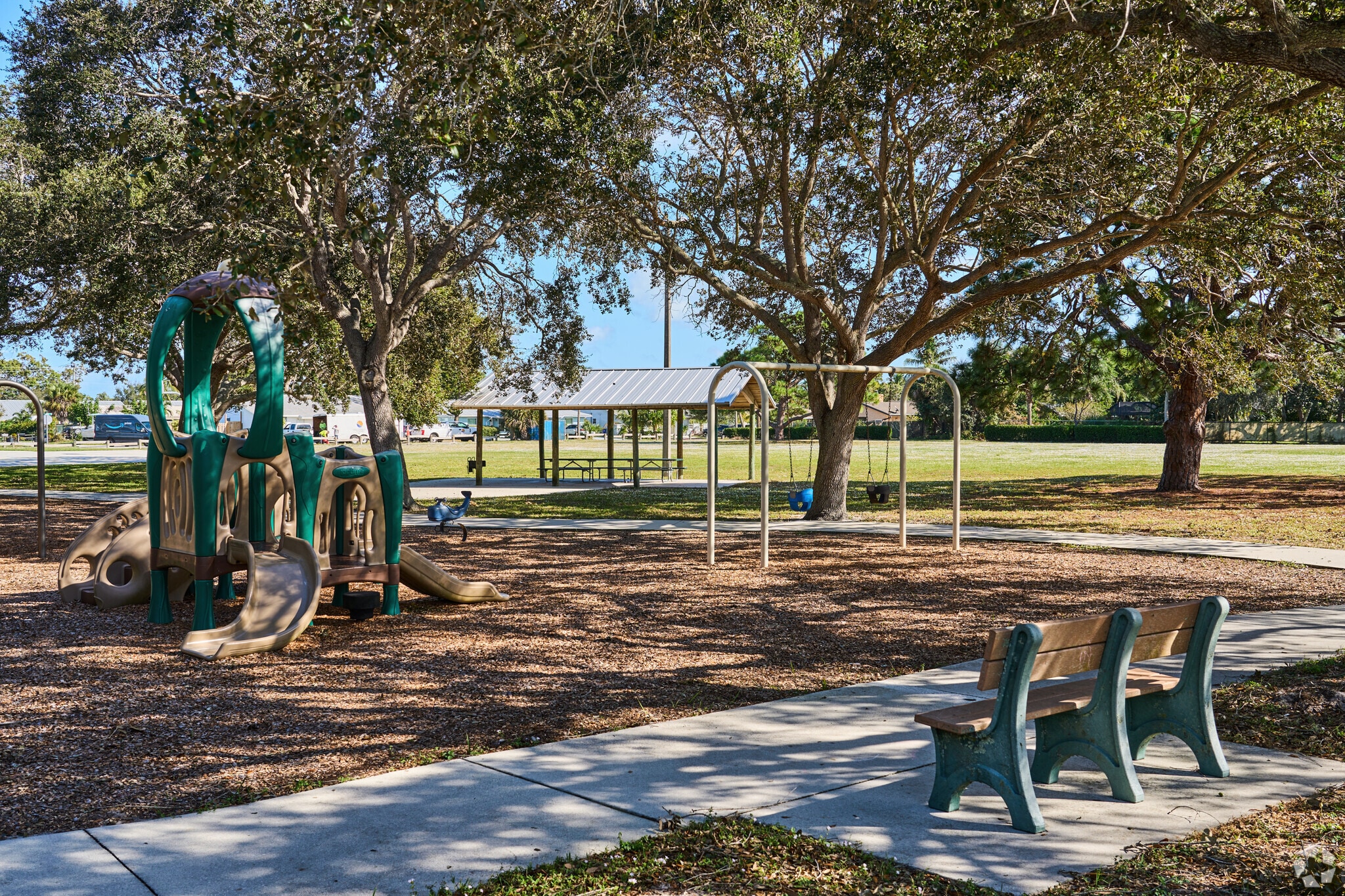 About Hobe Sound Schools, Demographics, Things to Do