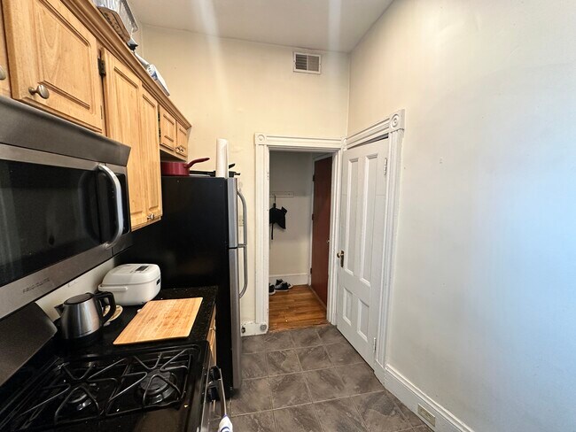 1451 Tremont St unit 2R, Roxbury Crossing, MA 02120 - photo 6