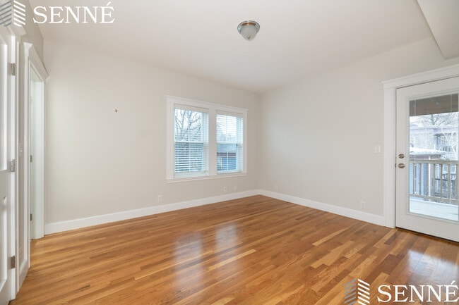 8 Rockingham St unit 2, Cambridge, MA 02139 - photo 7
