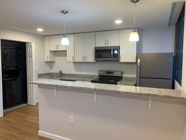 Windjammer Cove Apartments, Braintree, MA 02184 - photo 3