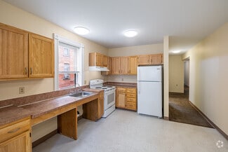 555-609 Zion St, Hartford, CT 06106