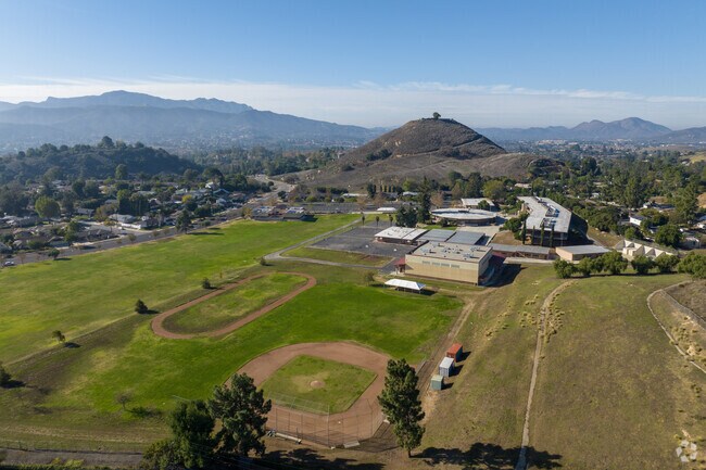 Redwood Middle School's mission is to develop lifelong learners who communicate and collaborate.