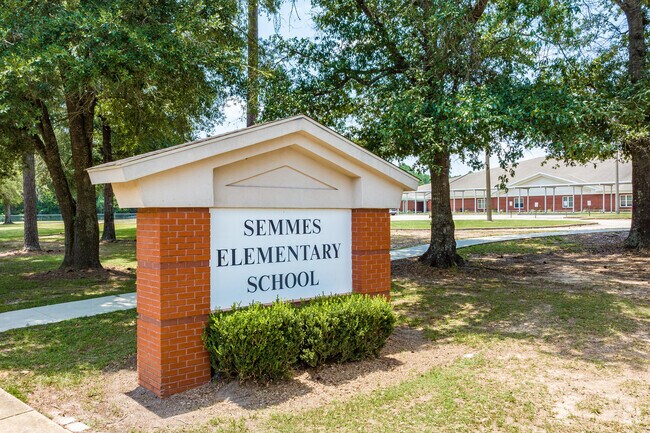 Semmes Elementary serves students from pre-K-5th grade.