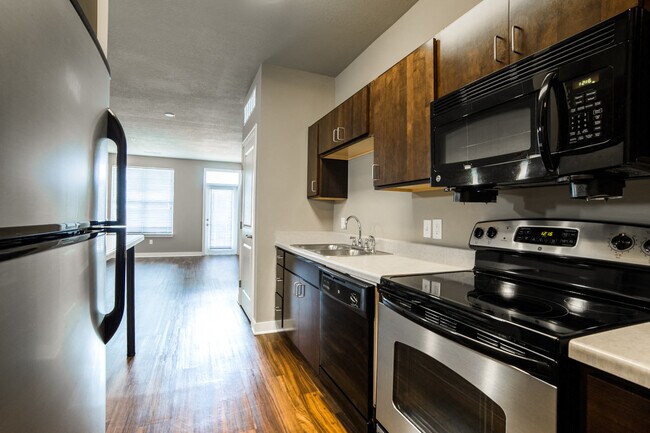 The Cole, Columbus, IN 47201 - photo 4