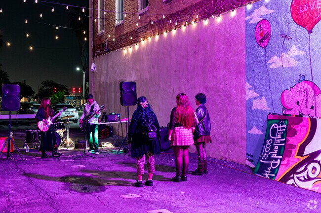 In the Arts Colony of Downtown Pomona, it is easy to come across true artistry in the alley.