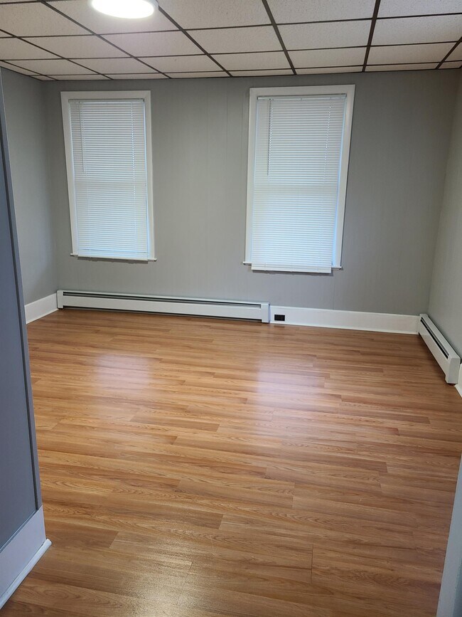 17 Stearns St unit 1, Malden, MA 02148 - photo 5