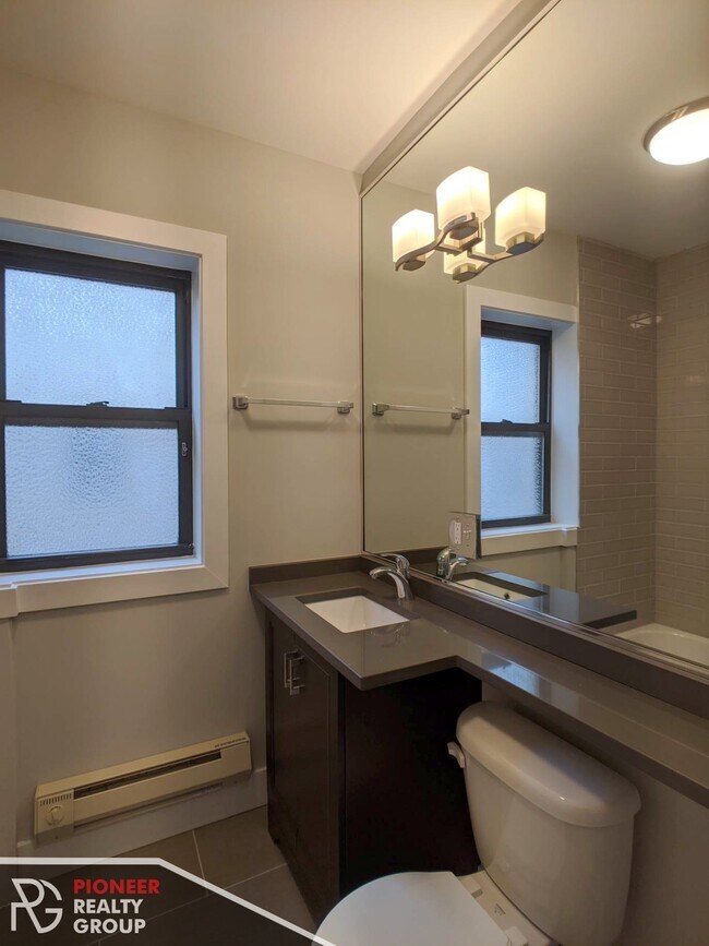 711 W Brompton Ave unit 705-29, Chicago, IL 60657 - photo 7