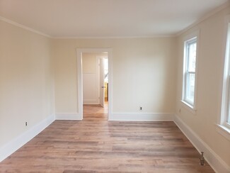 48 Fourth St Unit 2, Dover, NH 03820