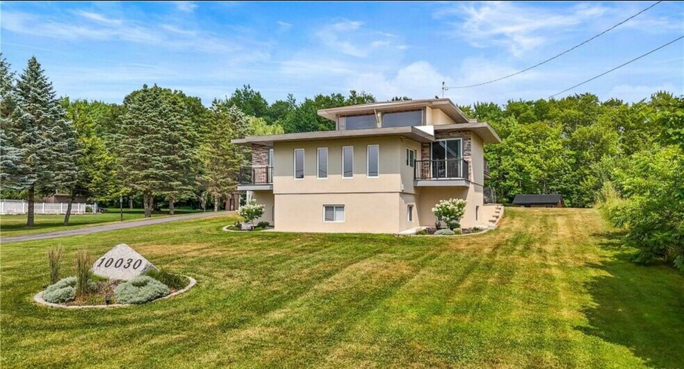 10030 Hillside Terrace, Marcy, NY 13403 - photo 1