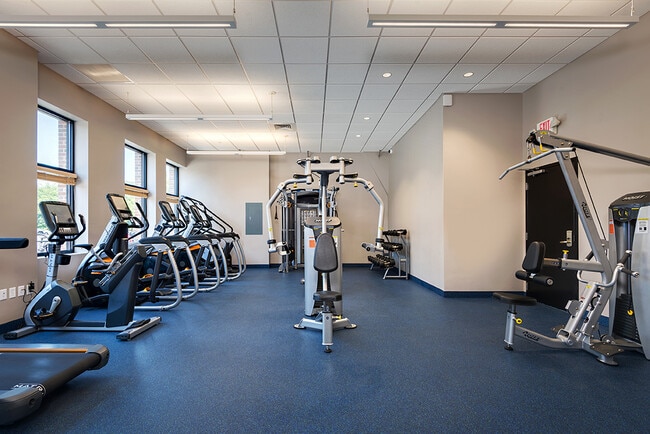 The Oaks on The Square, Storrs Mansfield, CT 06268 - photo 5