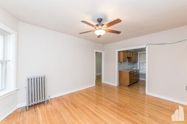 4051 W Melrose St unit 31-3S, Chicago, IL 60641 - photo 3