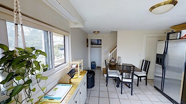 61 Atherton St unit 2, Roxbury, MA 02119 - photo 4