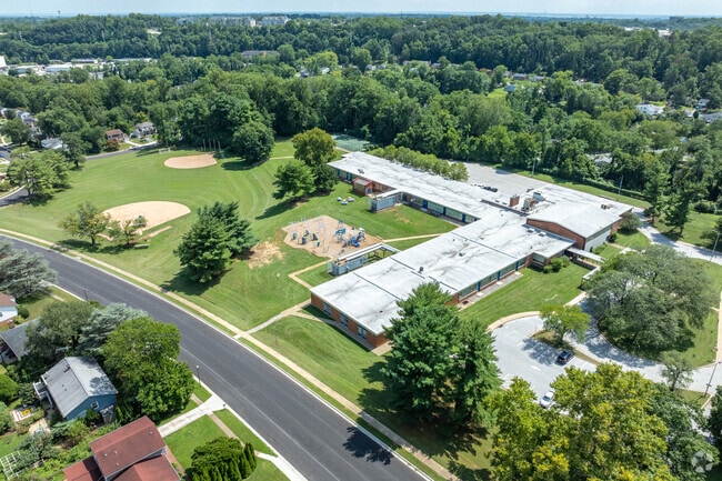 Cromwell Valley Elementary Regional Magnet School of Technology in Baltimore helps kids succeed.