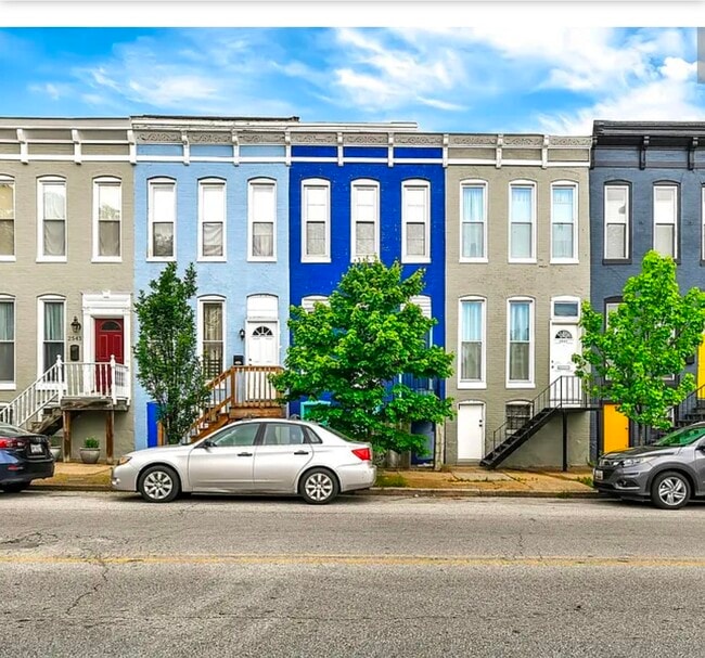 2539 N Howard St, Baltimore, MD 21218 - photo 2