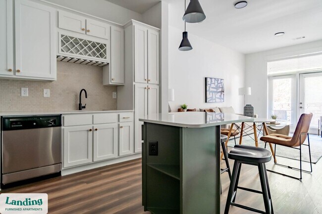 2101 Lakeside Lofts Cir unit 1006.1406897, Cary, NC 27513 - photo 5